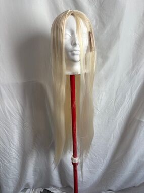 Long Platinum Blonde Straight Wig for Women - Sleek Natural Finish
